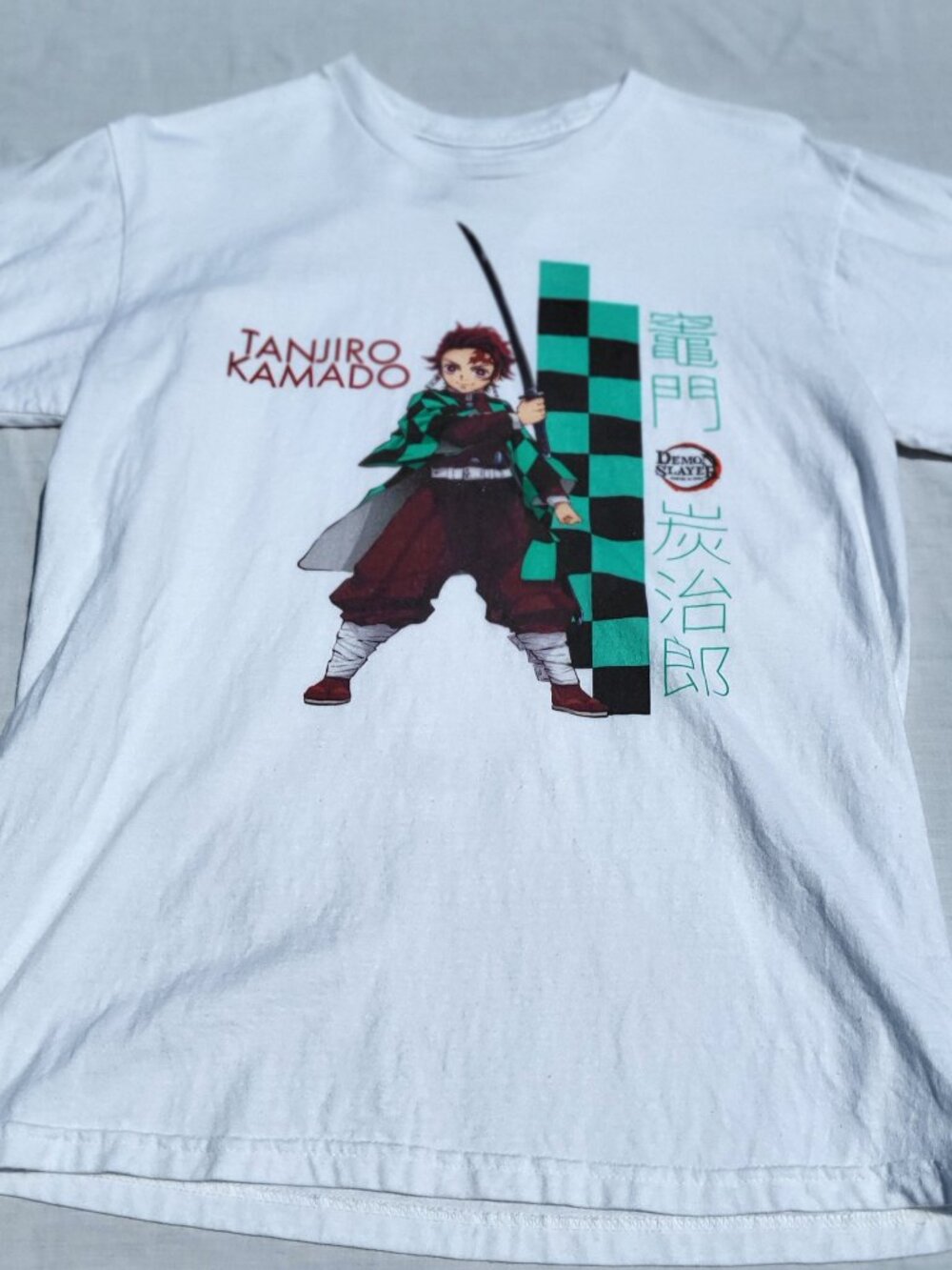 Demon Slayer T Shirt Kimetsu no Yaiba Medium White Tanjiro Animecore Blemish